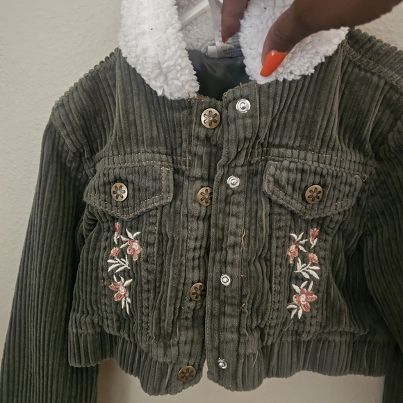 Daisy Fuentes Kids Green Corduroy Cropped Jacket with Floral Design - Picture 10 of 10